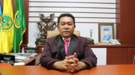 Foto: Rektor Universitas Bahaudin Mudhary (UNIBA) Madura: Prof. Dr. Ir. H. Rachmad Hidayat, M.T., IPU., Asean-Eng.