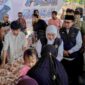 Gubernur Jawa Timur Khofifah Indar Parawansa meninjau pelaksanaan pasar murah di Kecamatan Larangan, Kabupaten Pamekasan, Ahad (19/7/2026).