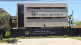 Gedung Universitas KH. Bahaudin Mudhary (UNIBA) Madura. Kampus ini tercantum dalam lampiran surat Kemendiktisaintek mengenai daftar PTS yang tidak diberikan kuota KIP Kuliah Tahun 2026.